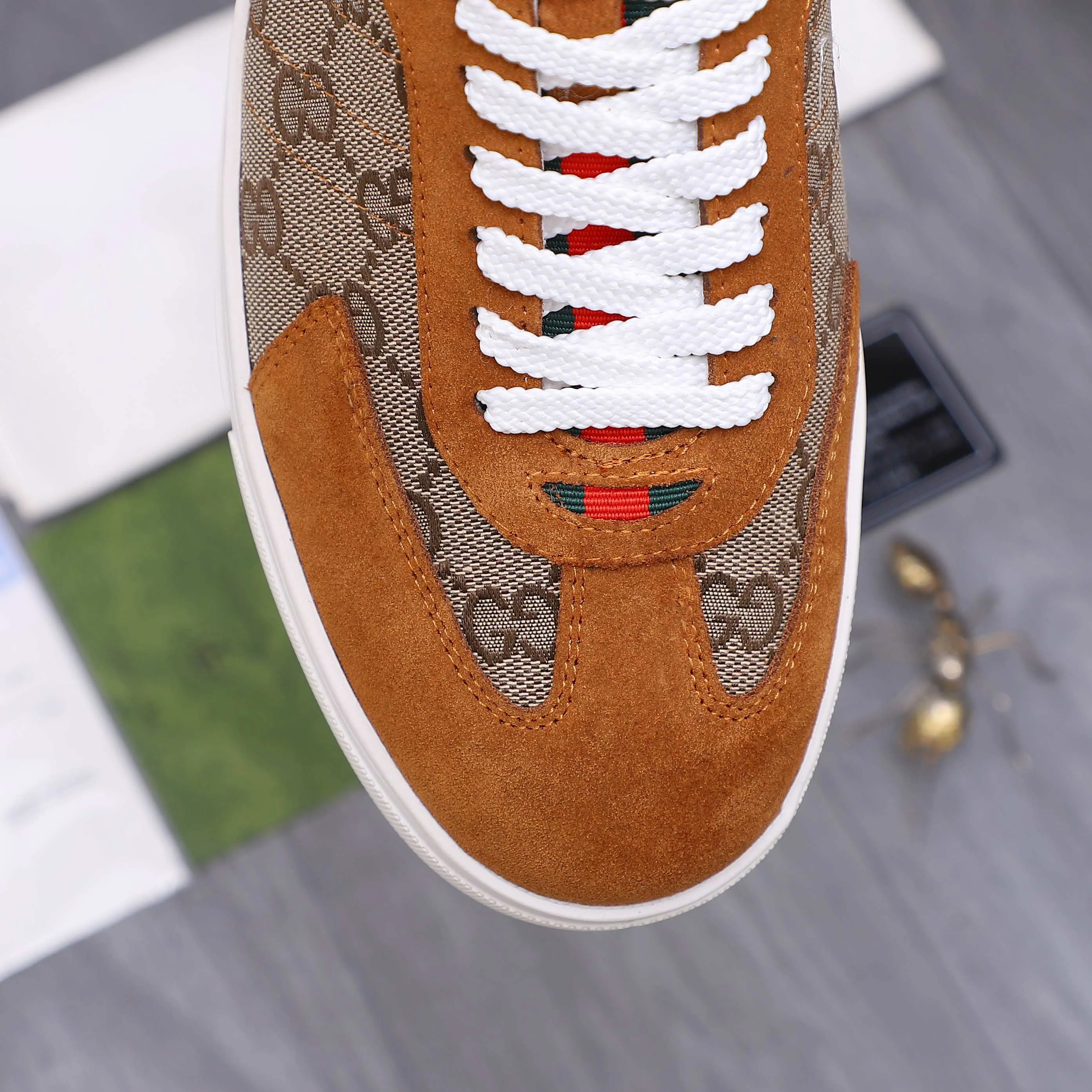 Men's shoes 💰p400 Product trademark: GUCCI "Gucci" casual lace-up men's shoes Regular size: 38-45 (45 is custom-made and non-returnable) Product materials: Selected classic woven stitching frosted cowhide upper, pigskin lining, original rubber outsole